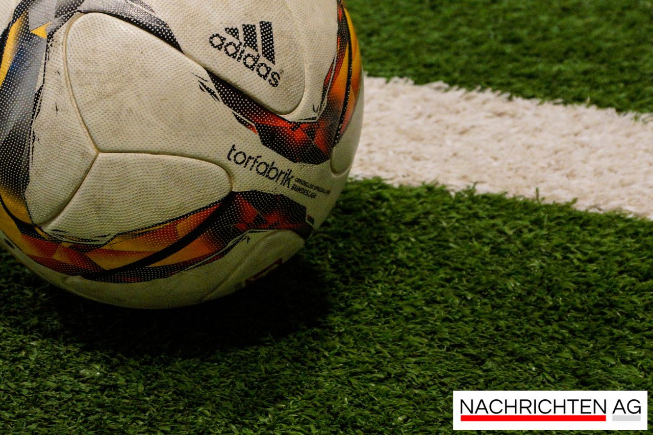 Altentreptows Fussballer feiern starken 4:1 Heimsieg und bleiben dran!